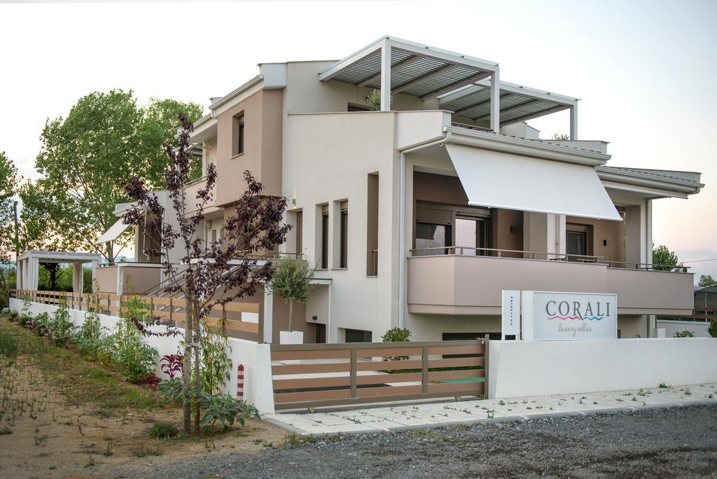 Corali Luxury Villas 伊里斯斯 外观 照片